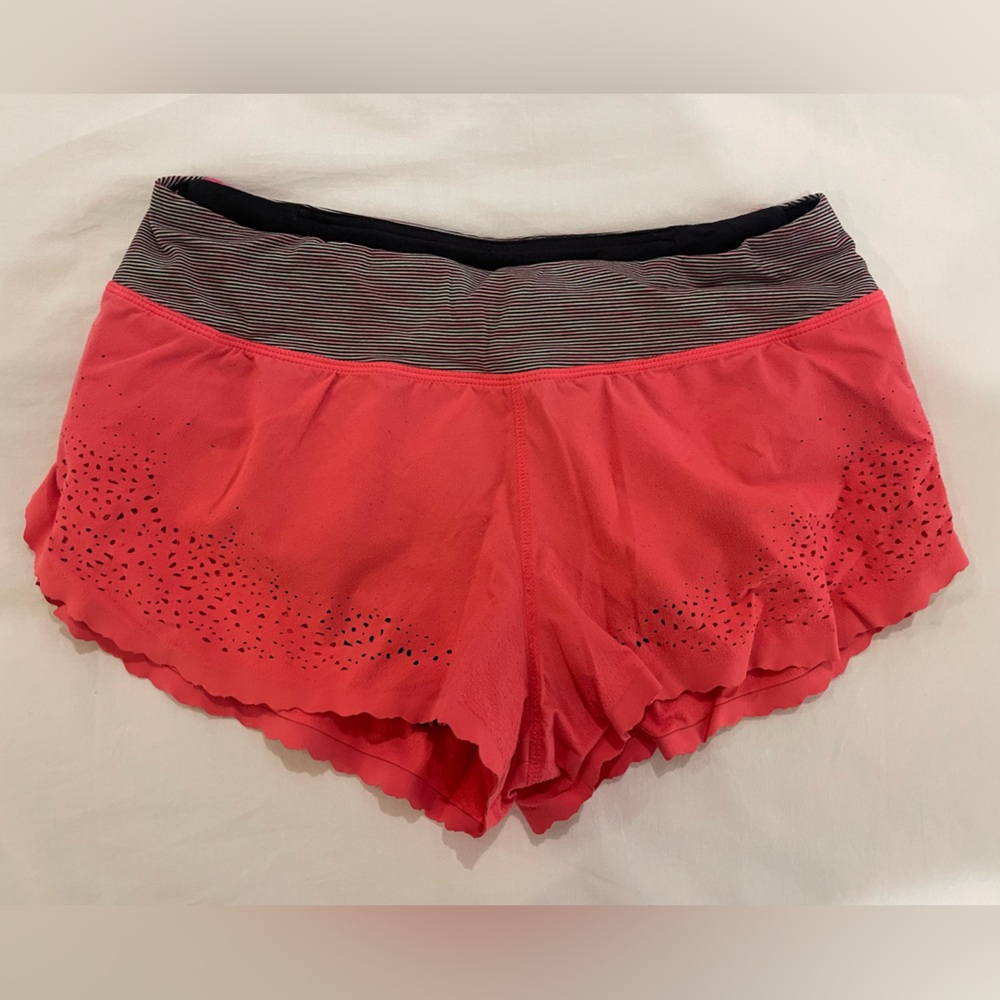 Lululemon Speed up short low-rise 2.5”